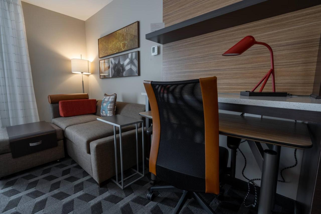 Towneplace Suites By Marriott Clinton Esterno foto