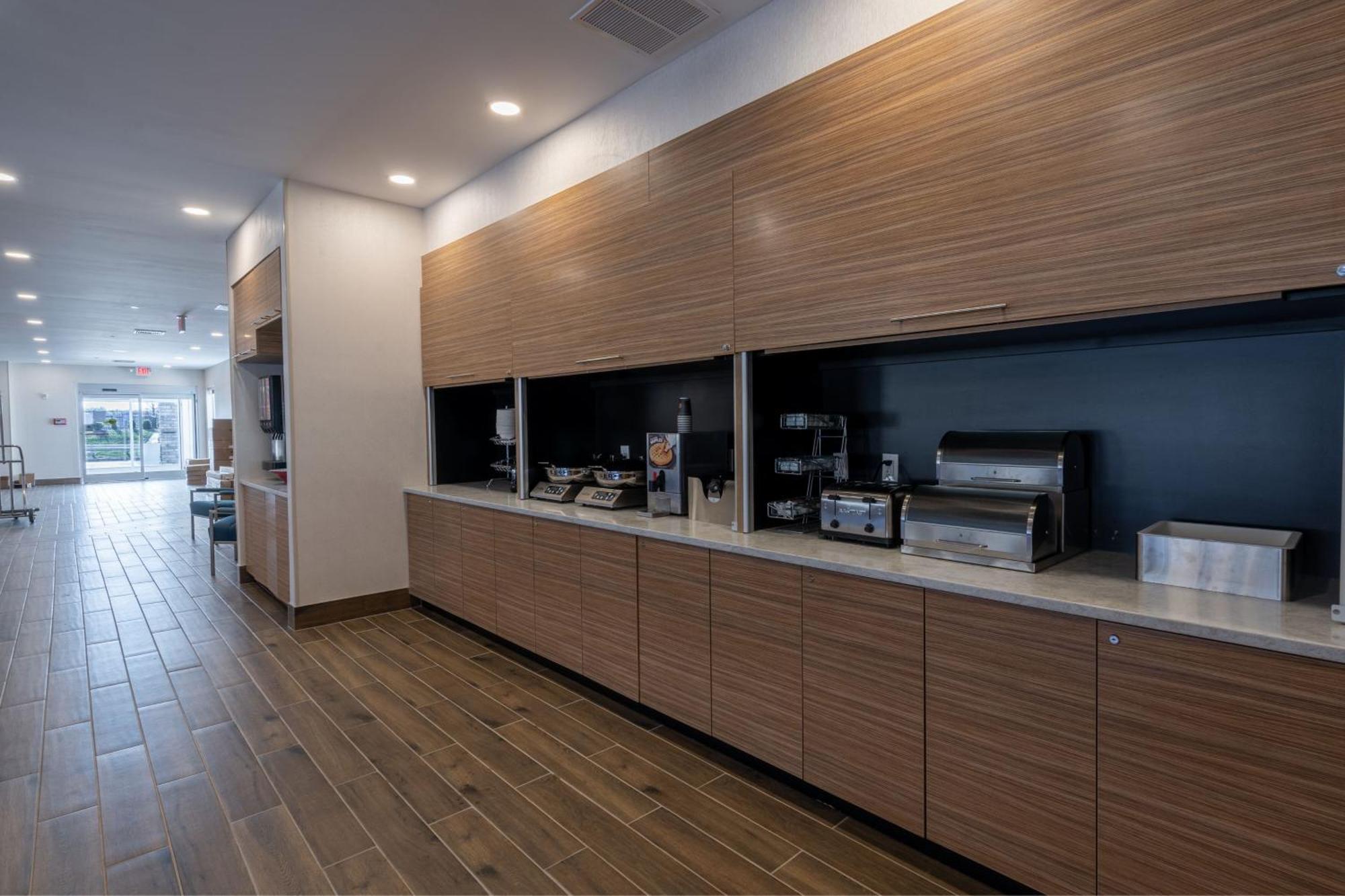 Towneplace Suites By Marriott Clinton Esterno foto
