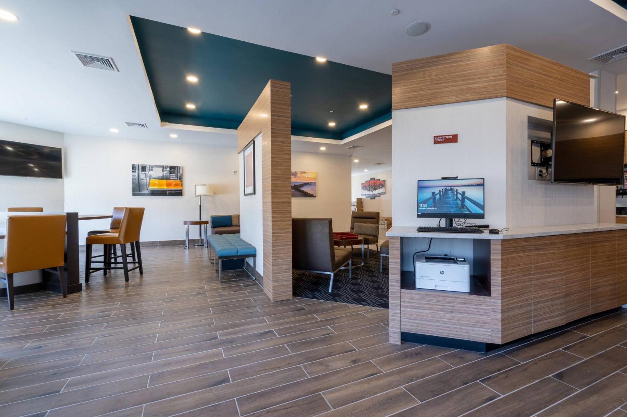 Towneplace Suites By Marriott Clinton Esterno foto